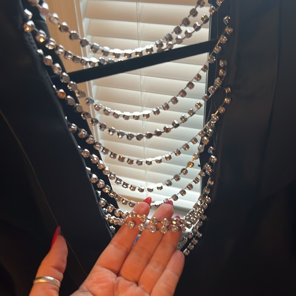 Black open back sequin blazer - Picture 2 of 3